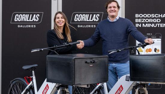 Anastasia Dellis, General Manager Gorillas Nederland en Lodewijk van Nooten CEO Bikeshift